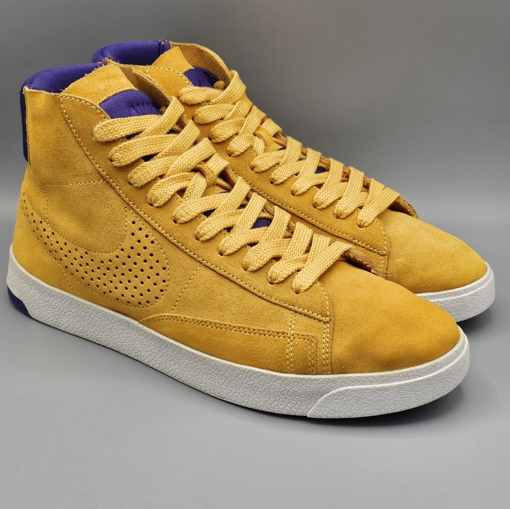 NIKE Blazer LUX Men's US 9 Lakers Yellow Purple Hi Top RARE